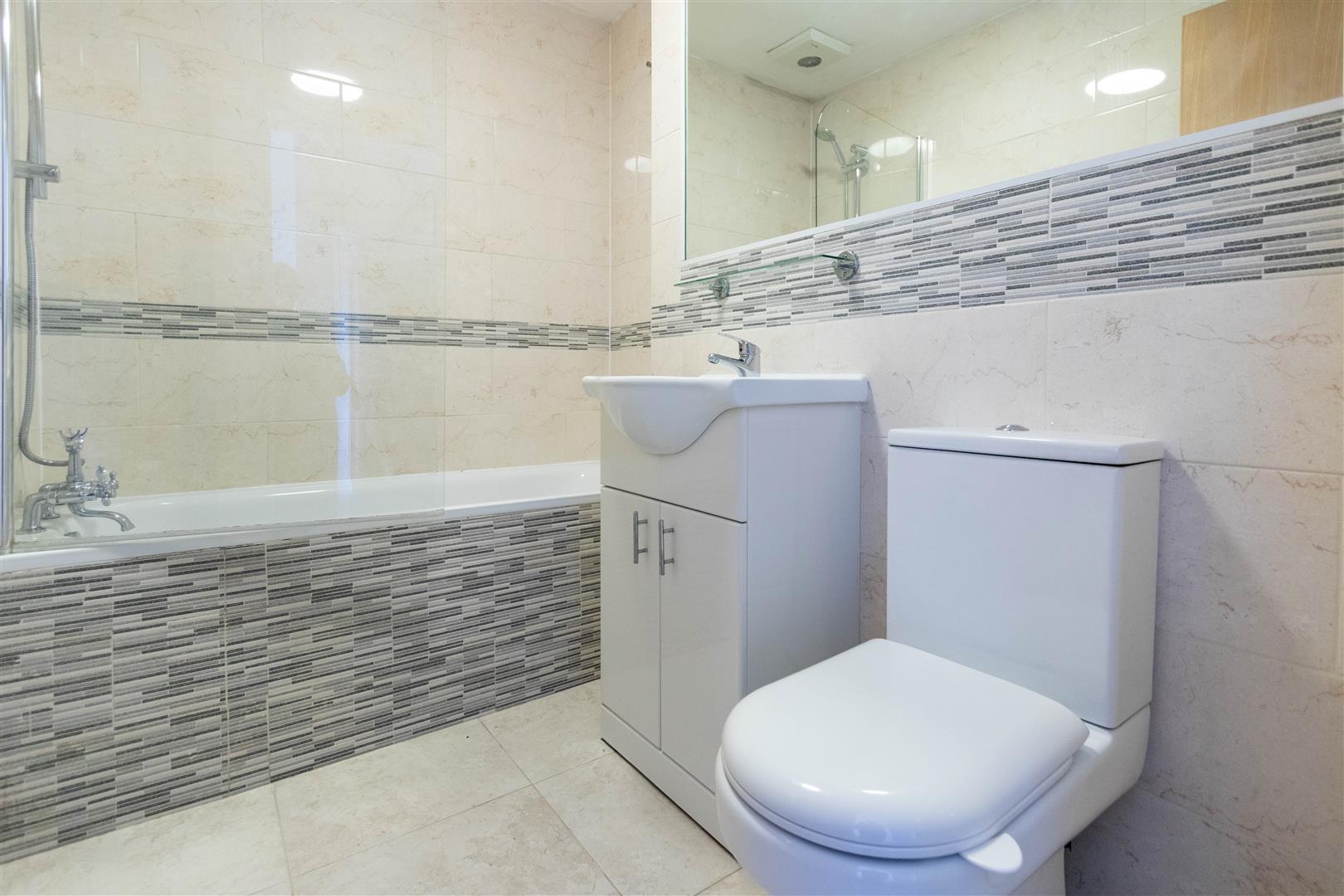 Regent Court, Northbank, St Johns Wood